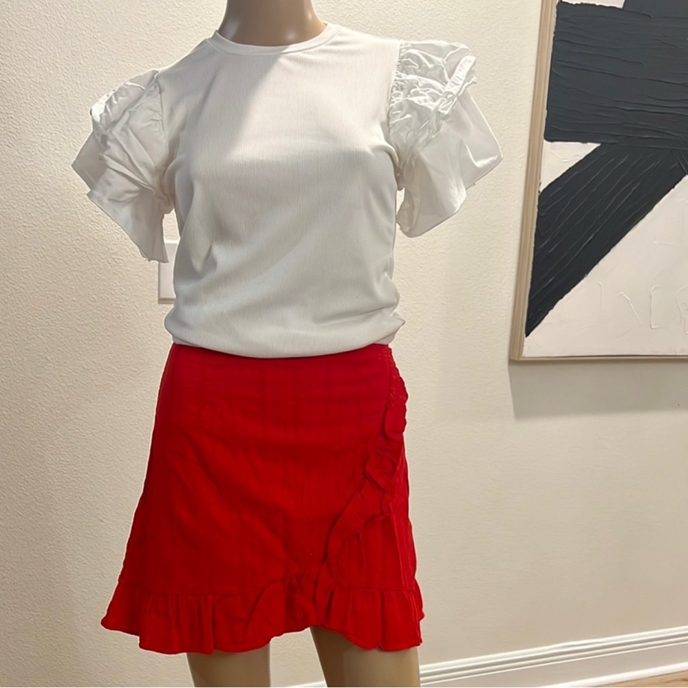 Red Ruffled Women's Skirt - Picture 4 of 4